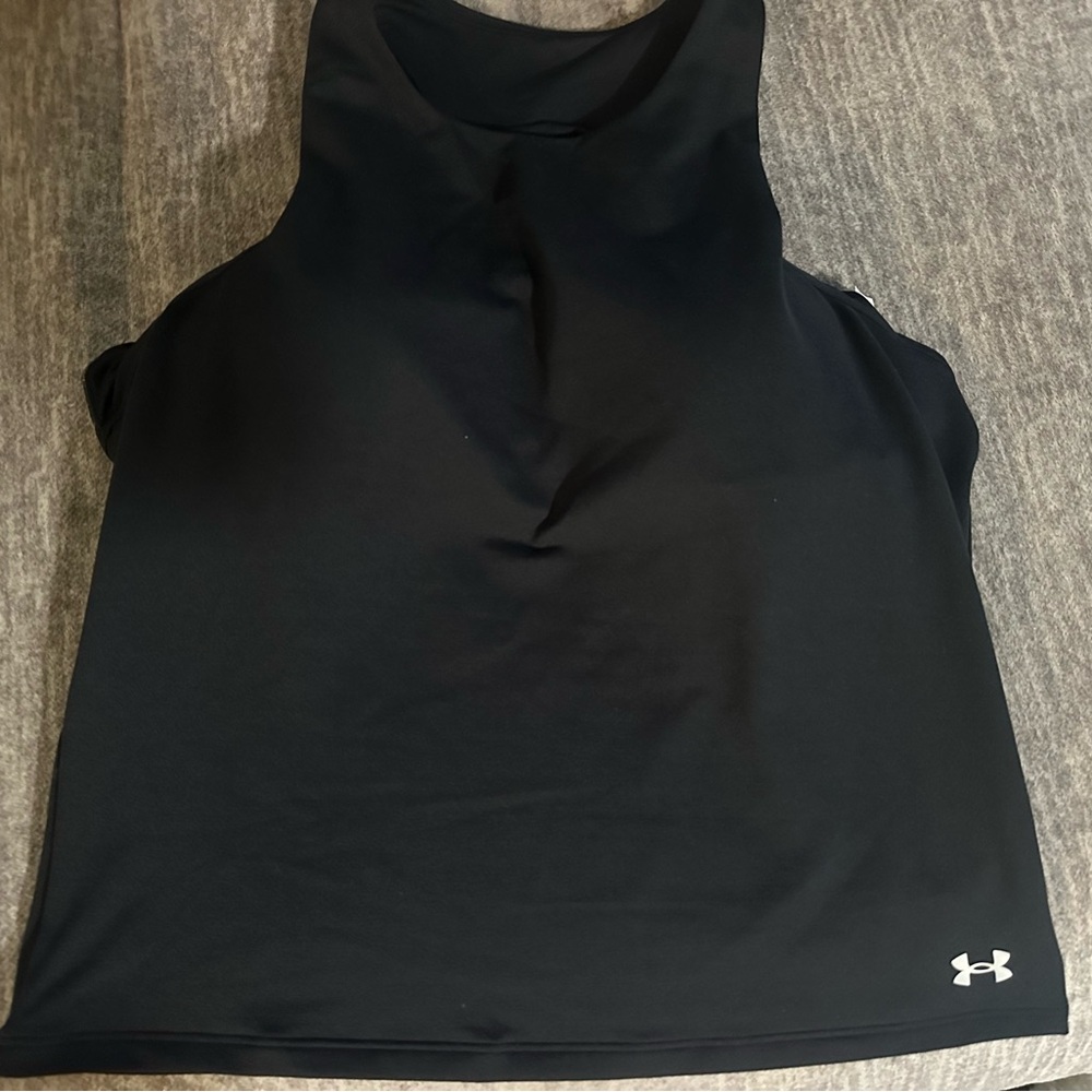 Under Armour Black Sleeveless Fitted Crop Tank Top XL